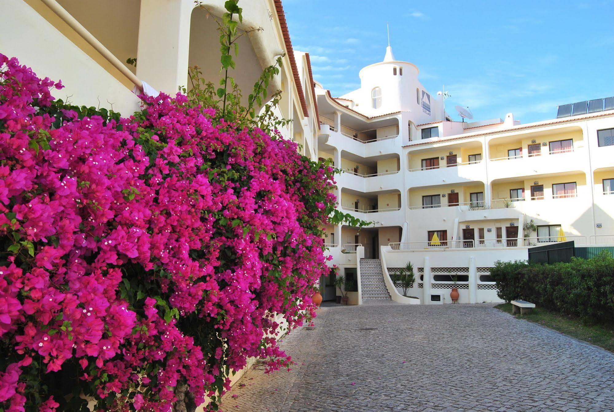 Apartamentos Olhos Do Mar Албуфейра Екстериор снимка
